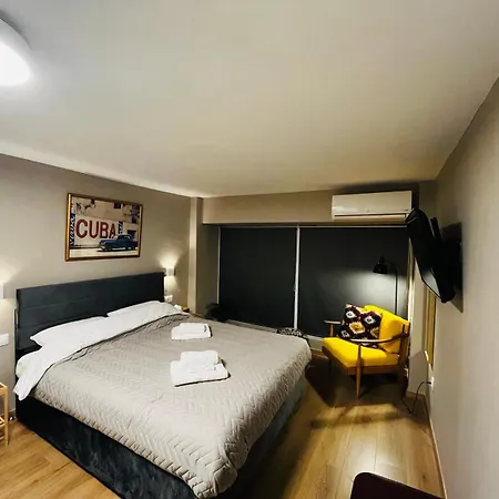 Convenience Spot @ Dragoumi Apartament