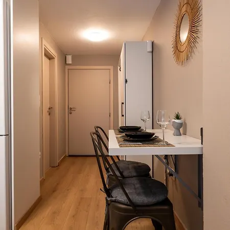 Appartement Convenience Spot @ Dragoumi *